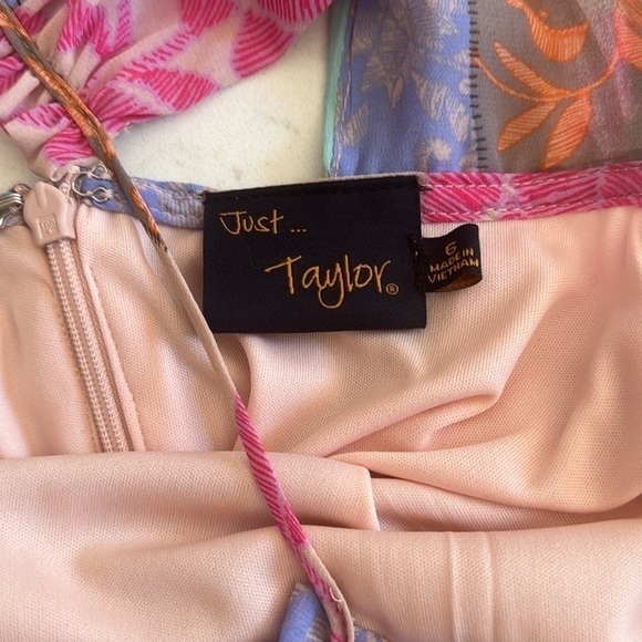 Just Taylor Pastel Chiffon Patchwork Trapeze Dress - Picture 5 of 5